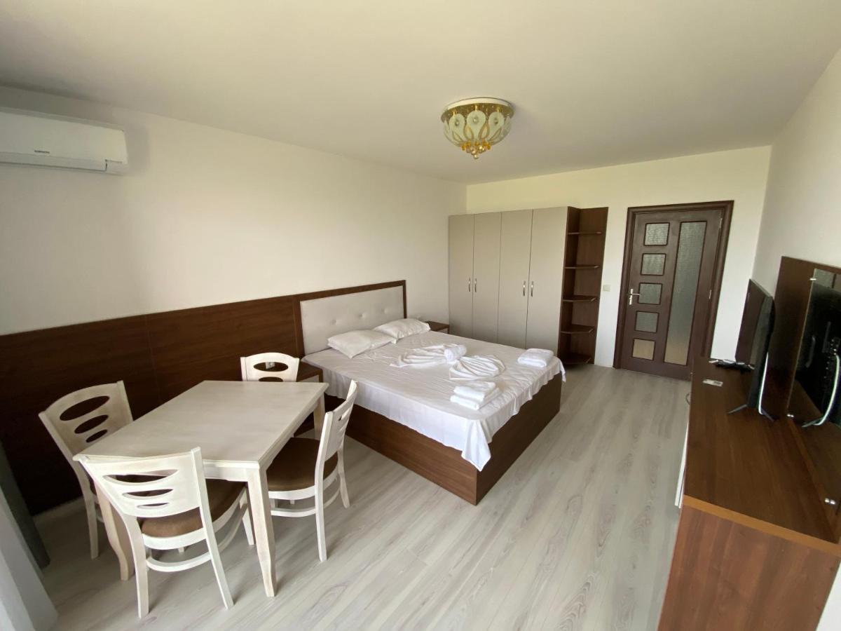 Апартамент Apartments Pomorie
