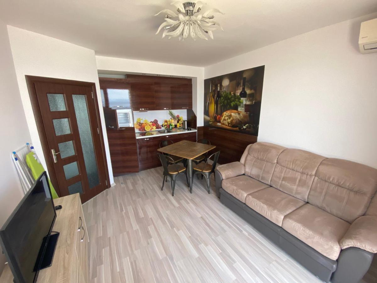 Apartments Pomorie Поморие
