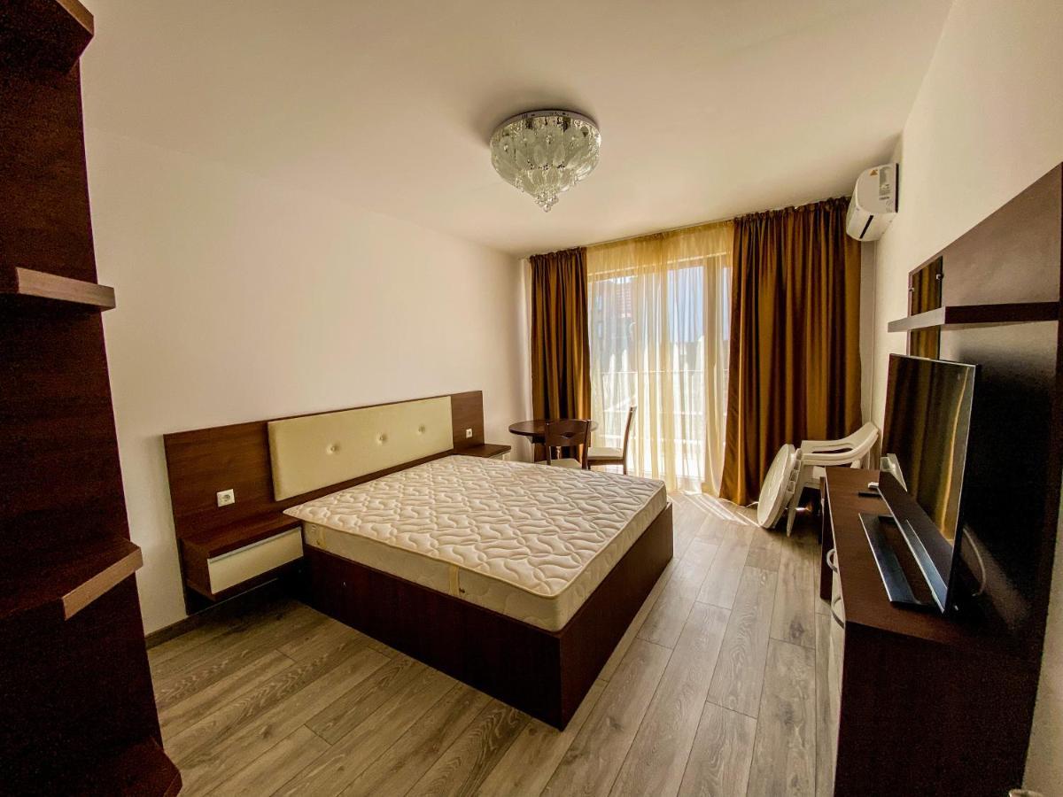 Апартамент Apartments Pomorie Поморие