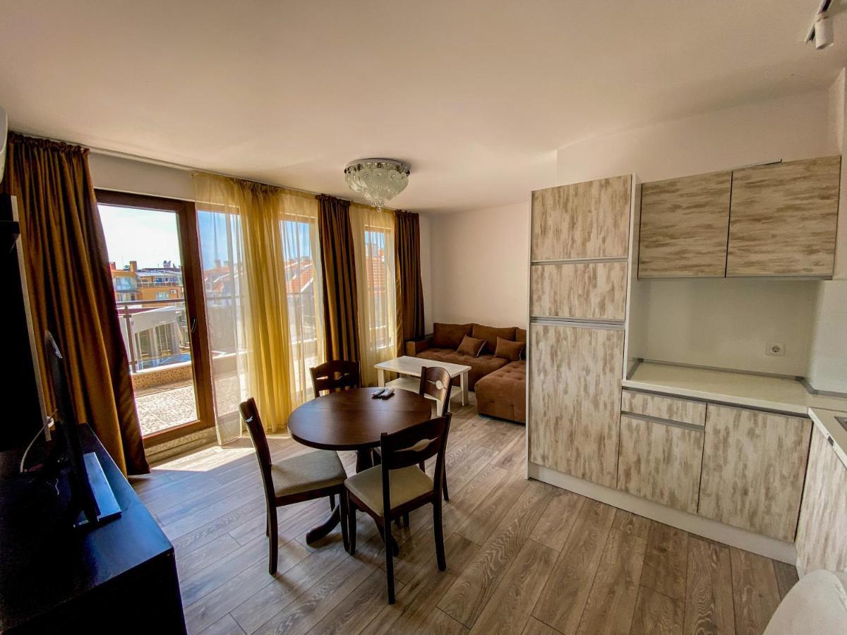 Apartments Pomorie * Поморие