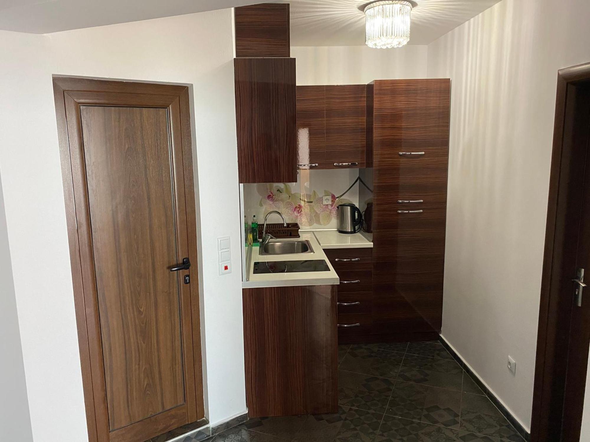 Апартамент Apartments Pomorie Поморие