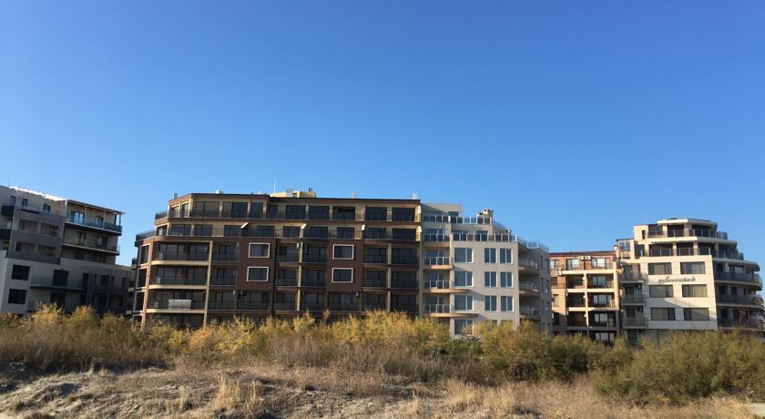 Apartments Pomorie Поморие